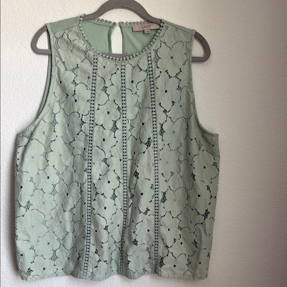 LOFT Green Embellished Sleeveless Blouse - Picture 4 of 11